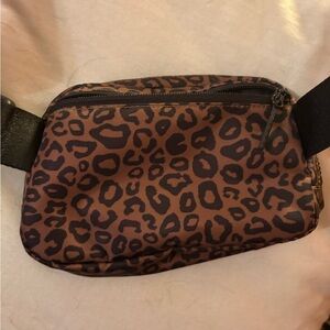 Lululemon everywhere belt bag  Brown Leopard print like new